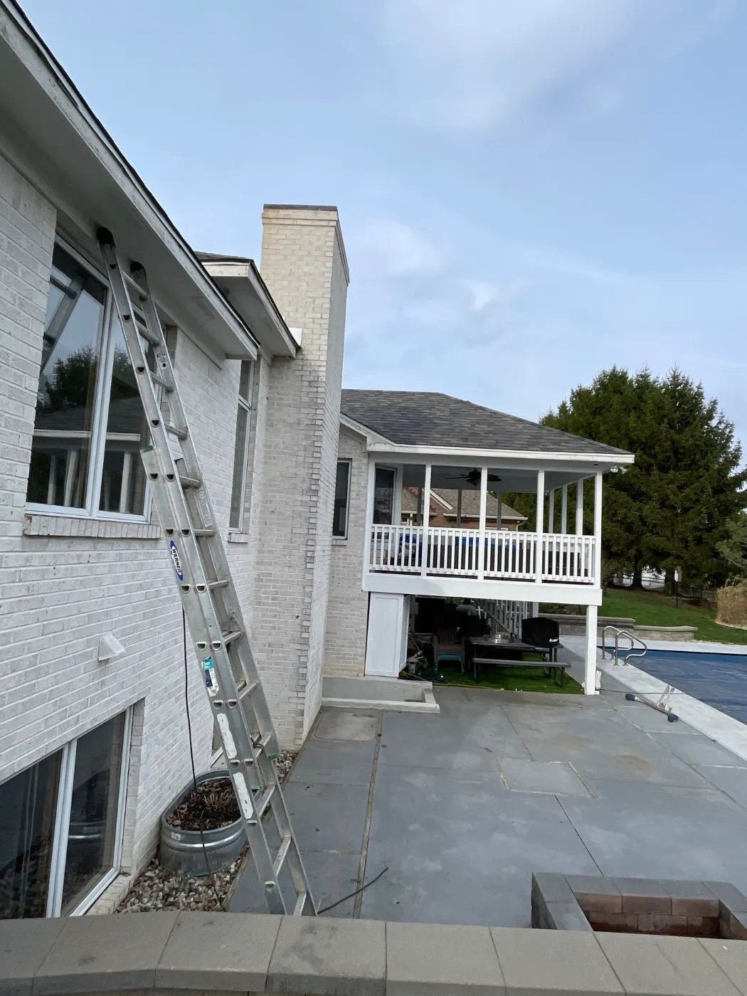 Bay window installation in Sand Creek Woods